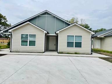 Main picture of 1516 N Madison Ave