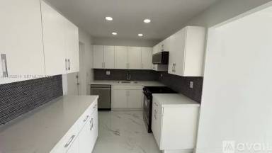 Main picture of 16850 S Glades Dr