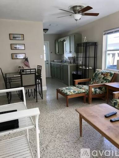 Main picture of 420 Columbus Ave