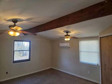 Main picture of 645 Linden Ln