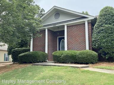 Main picture of 1092 Drew Ln