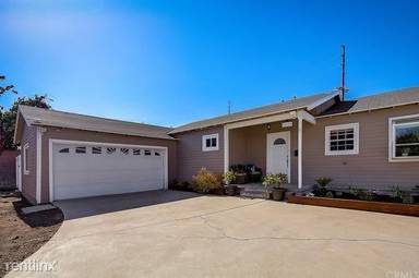 Main picture of 1029 Oleander St