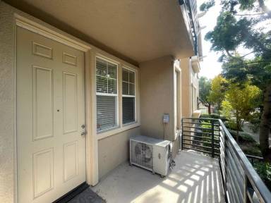Main picture of 10869 Packard St