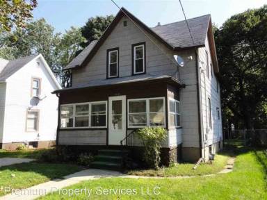 Main picture of 1121 Oak St