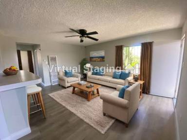 Main picture of 1126 W 94th St