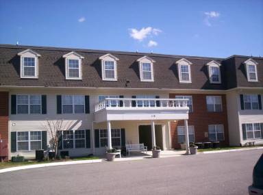 Main picture of Commons At Chesapeake