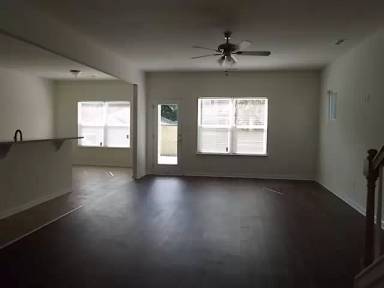 Main picture of 214 Diamond Ave