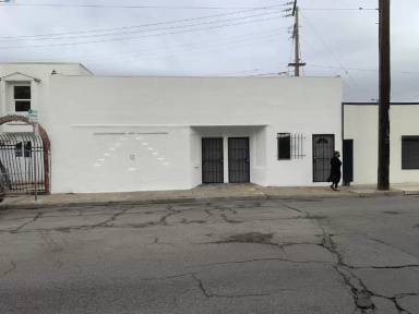 Main picture of 11070 San Leandro St