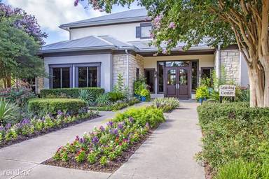 Main picture of Lantana Hills
