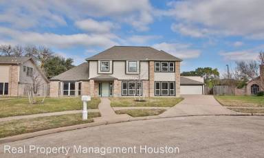 Main picture of 7735 Club Lake Dr