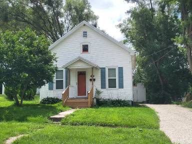 Main picture of 1033 E 6th Ave