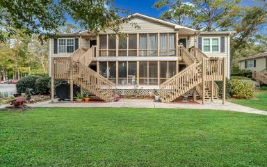 Main picture of Commons At Wilmington Island