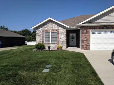 Main picture of 1303 Dara Dr