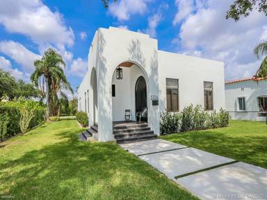 Main picture of 5126 SW 57th Ave