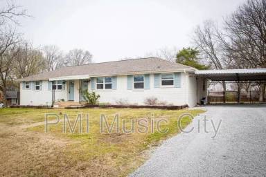 Main picture of 501B Fedders Dr