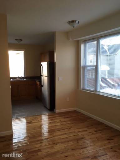 Main picture of 1400 Whalley Ave
