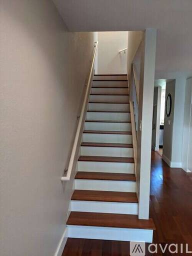 Main picture of 260 W Dunne Ave
