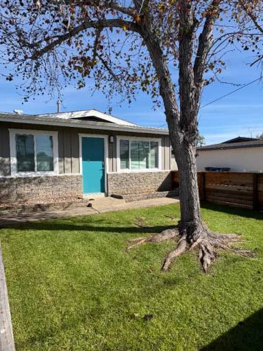 Main picture of 2721 Drew Ln