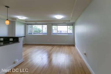 Main picture of 804 Taylor St NW