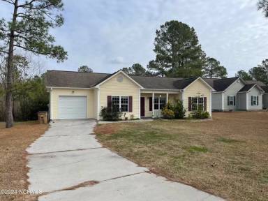 Main picture of 105 Boysenberry Fields Rd