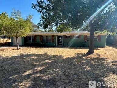 Main picture of 2225 Rosewood Dr