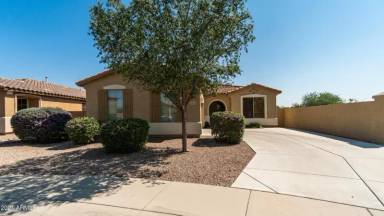 Main picture of 2963 E Palmdale Ln