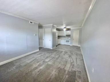 Main picture of 315 Bream Ave