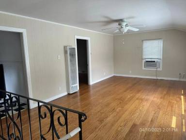 Main picture of 1916 Third St