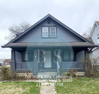 Main picture of 1024 N Lasalle St