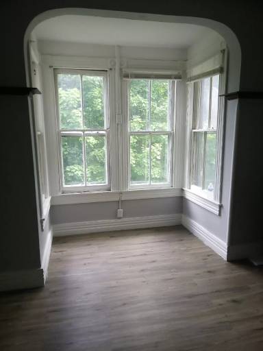 Main picture of 299 S Main St