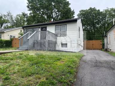 Main picture of 5709 Bales Ave
