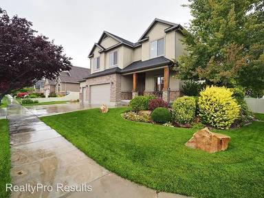 Main picture of 3314 W Chatel Dr