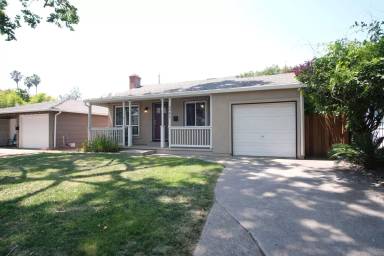 Main picture of 3941 Downey Way