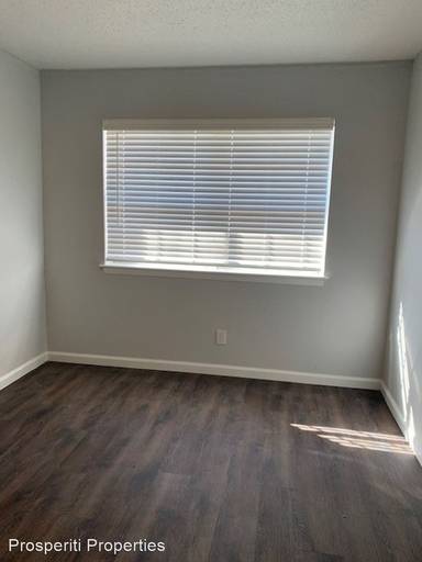 Main picture of South Glen Apartments