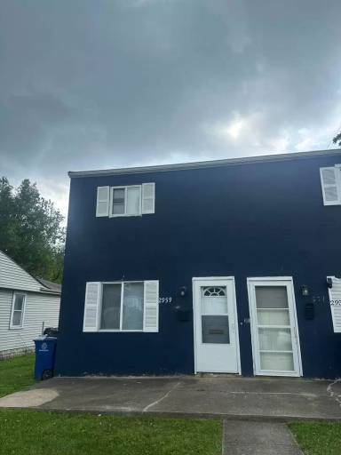 Main picture of 2957 E 11th Ave