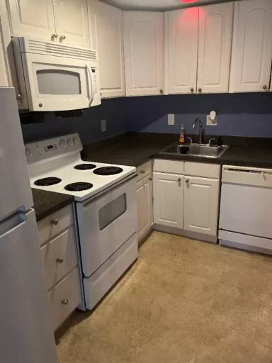 Main picture of 4031 E Michigan St