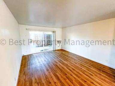 Main picture of 1009 Murrieta Blvd