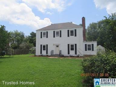 Main picture of 215 Brecon Cir