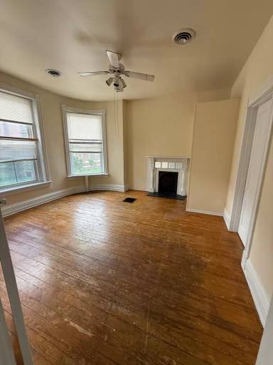 Main picture of 12 S Harrison St