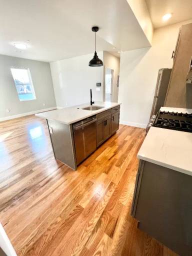 Main picture of 151 Crescent St