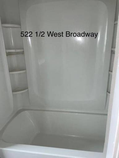 Main picture of 522 W Broadway
