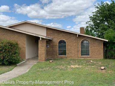 Main picture of 5260 Pruitt Dr