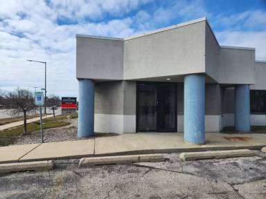 Main picture of 11138 W Greenfield Ave