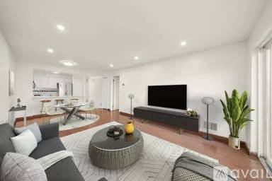 Main picture of 303 Williams Ct