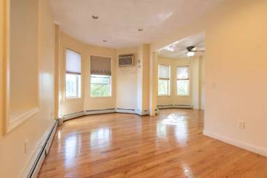 Main picture of 379 Atwells Ave