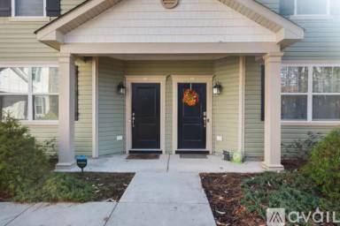 Main picture of 2313 Whitman St