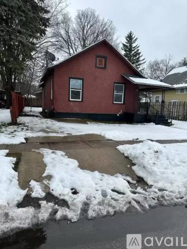 Main picture of 1403 Yates Ave