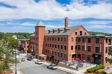 Main picture of 120 Water St