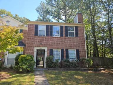 Main picture of 2979 Lexington Trace Dr SE