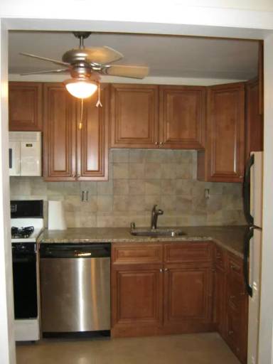 Main picture of Cedarbrook Condominiums